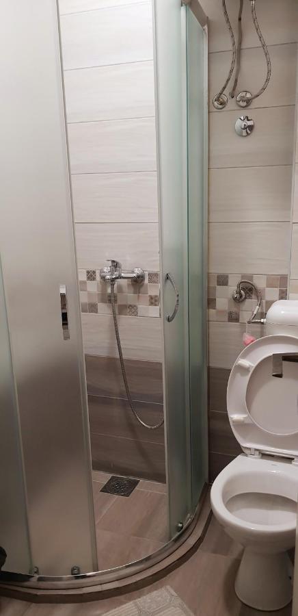 Apartmani Mia Sorajic Petrovac Екстериор снимка