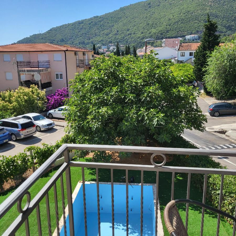 Apartmani Mia Sorajic Petrovac Екстериор снимка