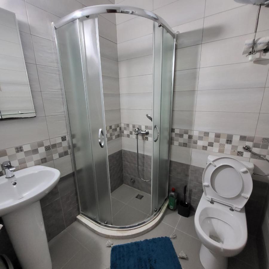 Apartmani Mia Sorajic Petrovac Екстериор снимка
