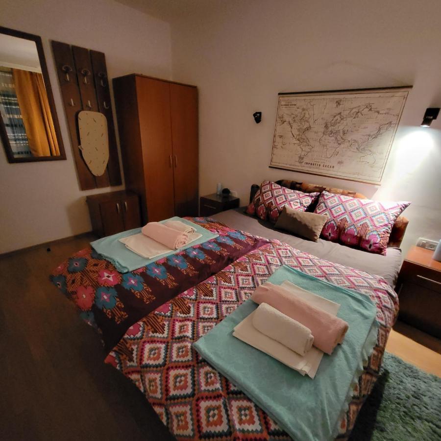 Apartmani Mia Sorajic Petrovac Екстериор снимка